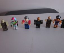 Roblox 3" Action Figures X7