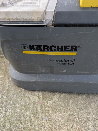 carpet cleaner