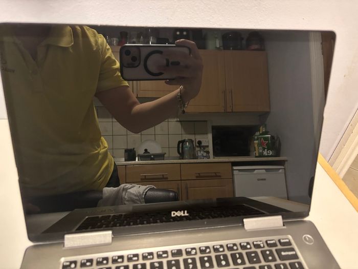 Laptop
