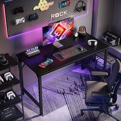 80 cm Computer Desk, Small Home Office Desk Study Writing Kid Table for Small Spaces, Simple PC Gaming Desk, Adjustable Feet, Black