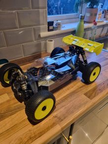 Rlaarlo DSK 1/8 buggy.