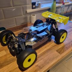 Rlaarlo DSK 1/8 buggy.