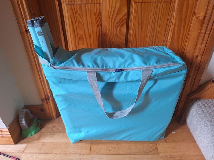 Chicco mint green baby cot