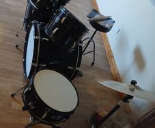 Drum kit