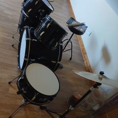 Drum kit