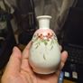 Little vintage one flower vase. Image 4