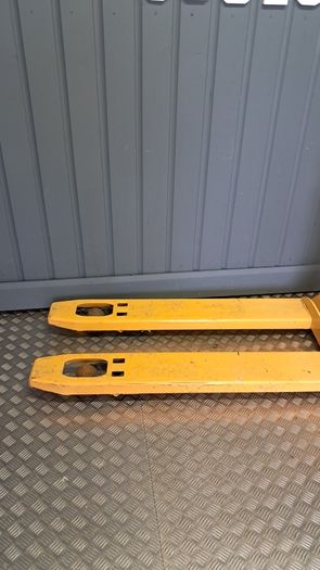 pallet truck