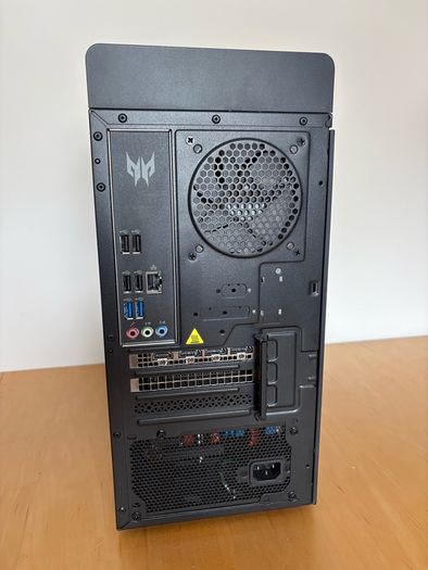 Acer Predator Orion 3000 Gaming PC