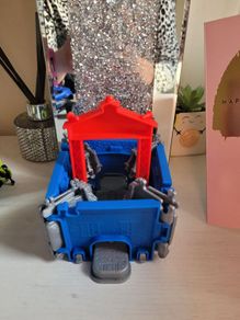 thomas the tank engine toy