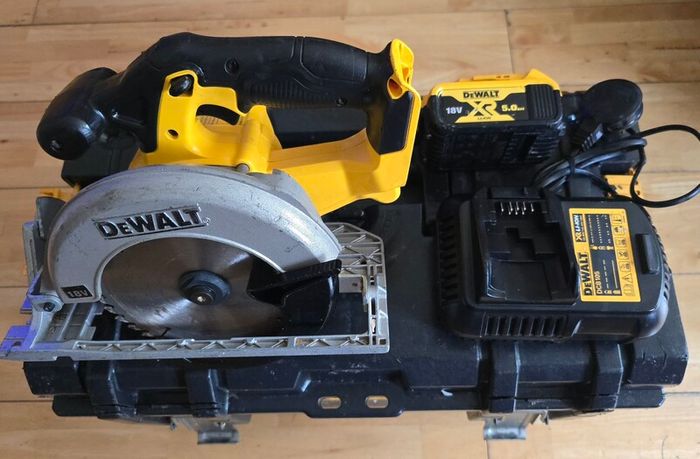 Dewalt skilsaw kit