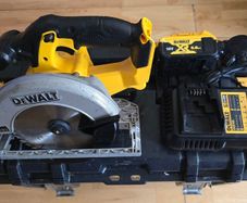 Dewalt skilsaw kit