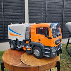 Bruder Street Sweeper