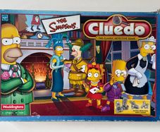 Vintage Simpsons Cluedo 2001 Complete