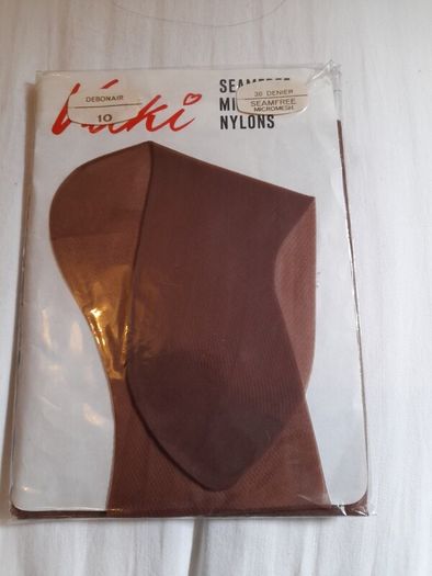 vintage nylon seamfree tights