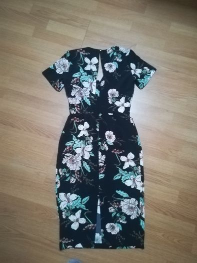 Beautiful Oasis pencil dress
