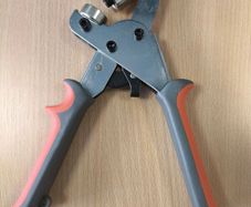 Grommet Eyelet Pliers works only with 10mm eyelets