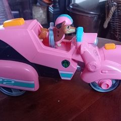 PawPatrol liberty vehicle and figure