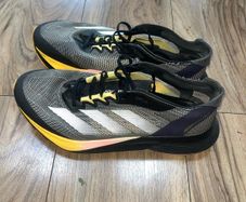 Adidas Boston 12 - Size 9 UK
