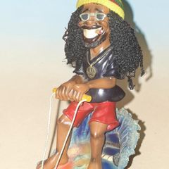 Large Bob Marley statue