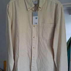 Gents shirt- size M.