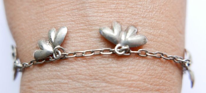 Vintage 925 Sterling Silver charm bracelet with flower charms