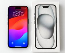 iPhone 15 128GB Black  Unlocked - Box + Receipt