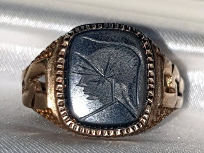Vintage 9ct Gold Mens Signet Ring