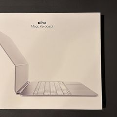 iPad Pro 13-inch ( MAGIC KEYBOARD M4/M5 Compatible)British English WHITE COLOUR Brand New Sealed 1 Year Warranty