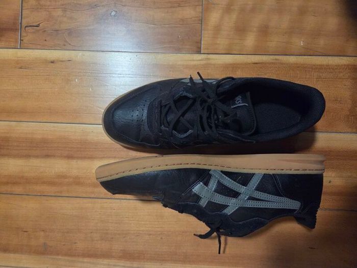 Asics Skyhand OG Sneakers