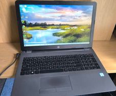 HP 250 G6 i5-7200 Windows 10 Home
