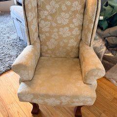 Queen Anne style chair