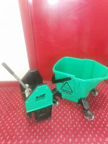 Mop Station