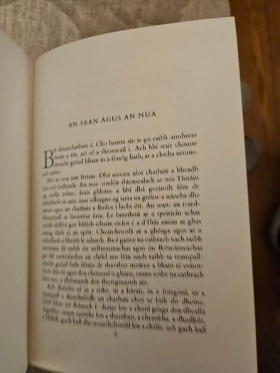 An Traits Ar Lar. Mairtin O Cadhain. First Edition Hardback In Good Condition.  See Photos For Same.