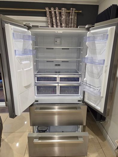 American plumbed Fridge/Freezer