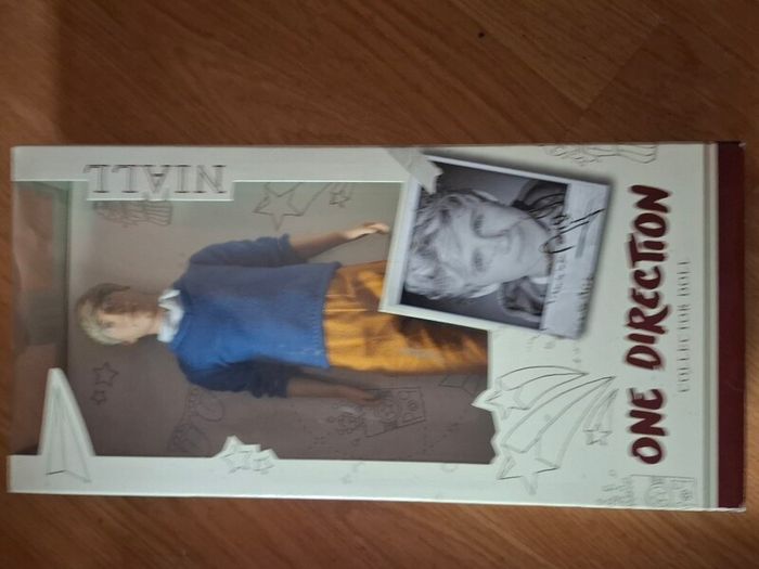 one direction dolls.full set unopened
