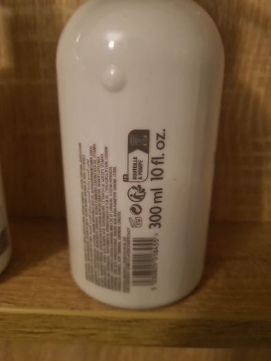 Molton Brown Graceful Apricot & Freesia Body Lotion 300ml