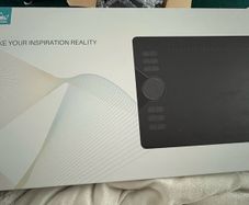 Brand New never used HUION Drawing Tablet HS610 Graphic Tablet with pen