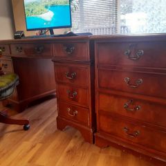Chesterfield office furniture
