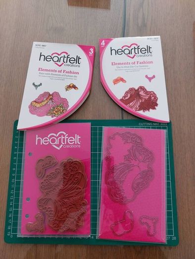 Heartfelt-die and stamp set- Elements of fashion