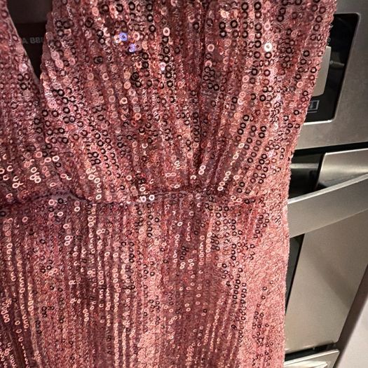 pink dress