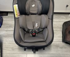 Joie 360 Child restraint