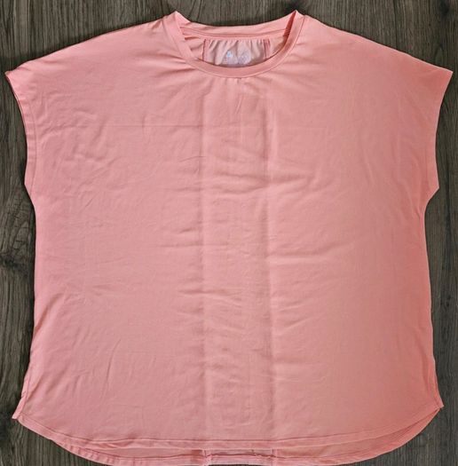Women ladies Dunnes peach t-shirt, brand new without tags,