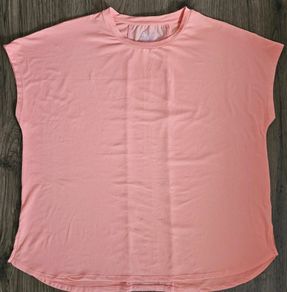 Women ladies Dunnes peach t-shirt, brand new without tags,