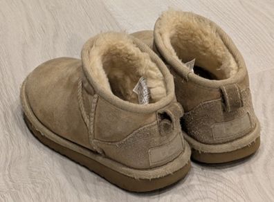 UGG Boots - Kid's Classic Ultra Mini Boot UK 12 EU 31 US 13