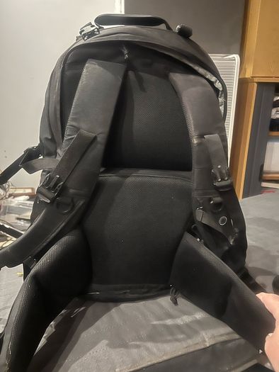 Large lowepro camera bag with quick side camera access