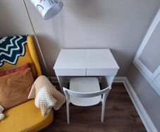 Dressing table