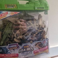 a set of toy soldiers