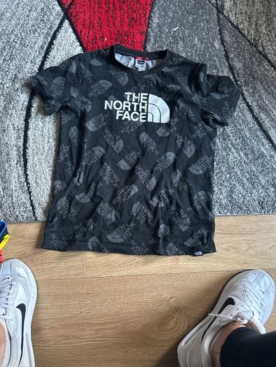 north face tshirt youth size L
