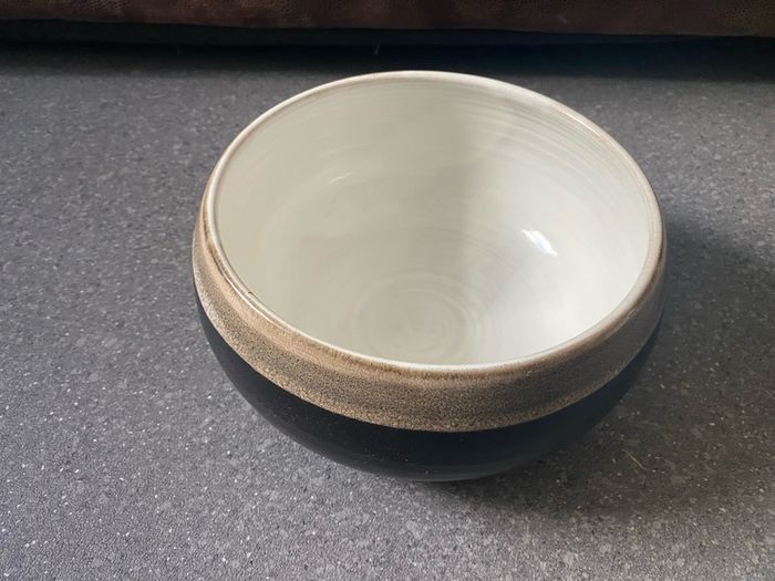 Stephen Pearce Shanagarry Pottery Large Bowl Dish Ceramic