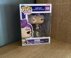 Rumi 2430 Funko pop glow chase addition